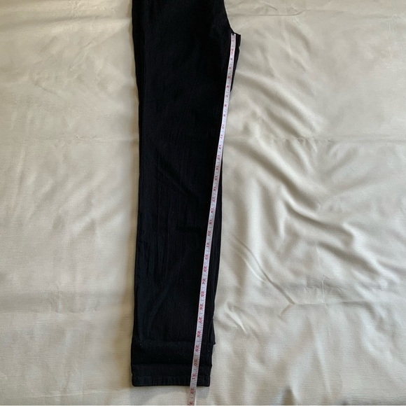 BDG High Rise Cigarette Jeans in Black - Picture 6 of 9
